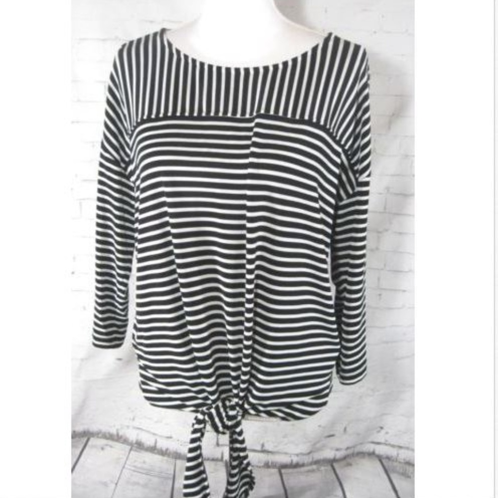 Chico's Travelers Collection Tie Front Top Large